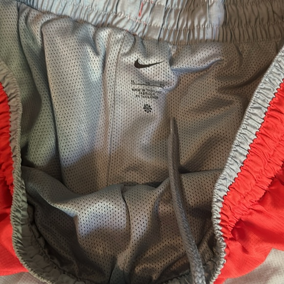 Nike Free Multi Tone Pastel Lined Shorts - Picture 2 of 3